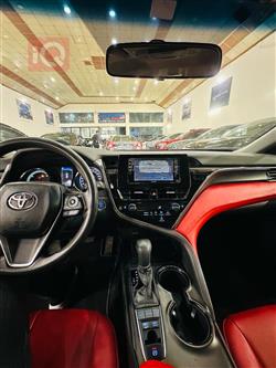 تۆیۆتا کامری